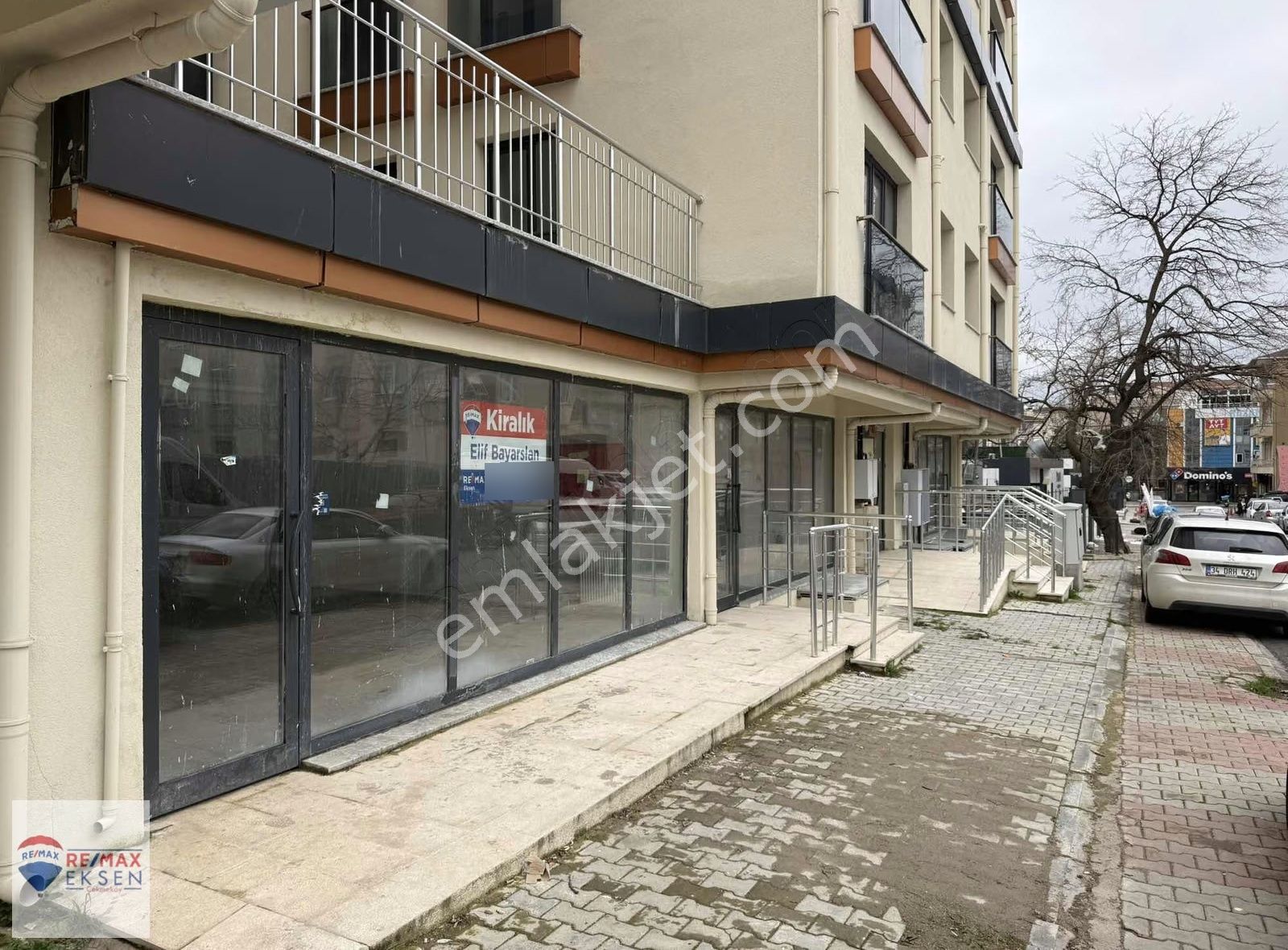 Kartal Orhantepe De Toki Blokları Marmaraya Yürüme Dükkan Mağaza