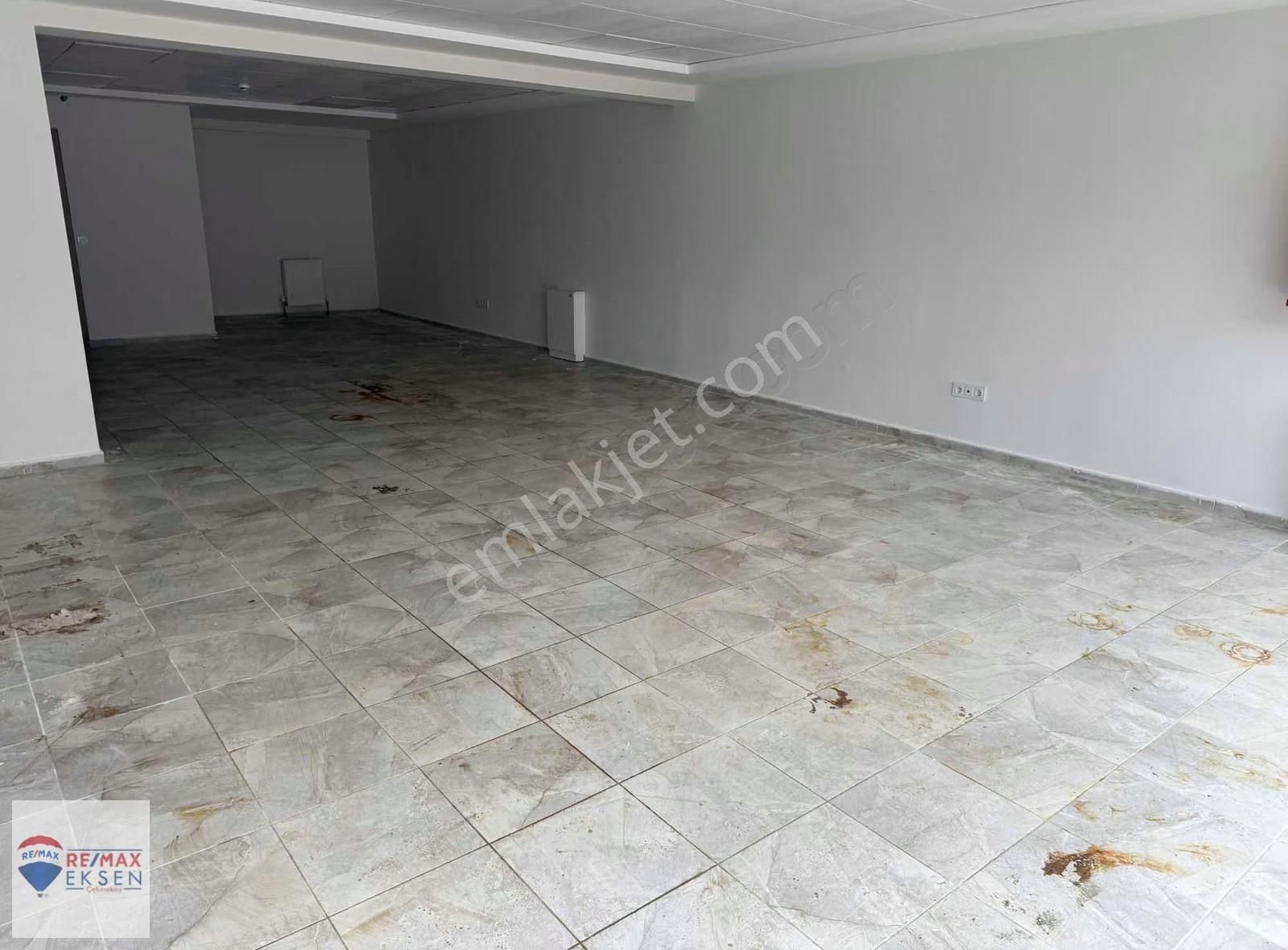 Kartal Orhantepe De Toki Blokları Marmaraya Yürüme Dükkan Mağaza - Görsel 3