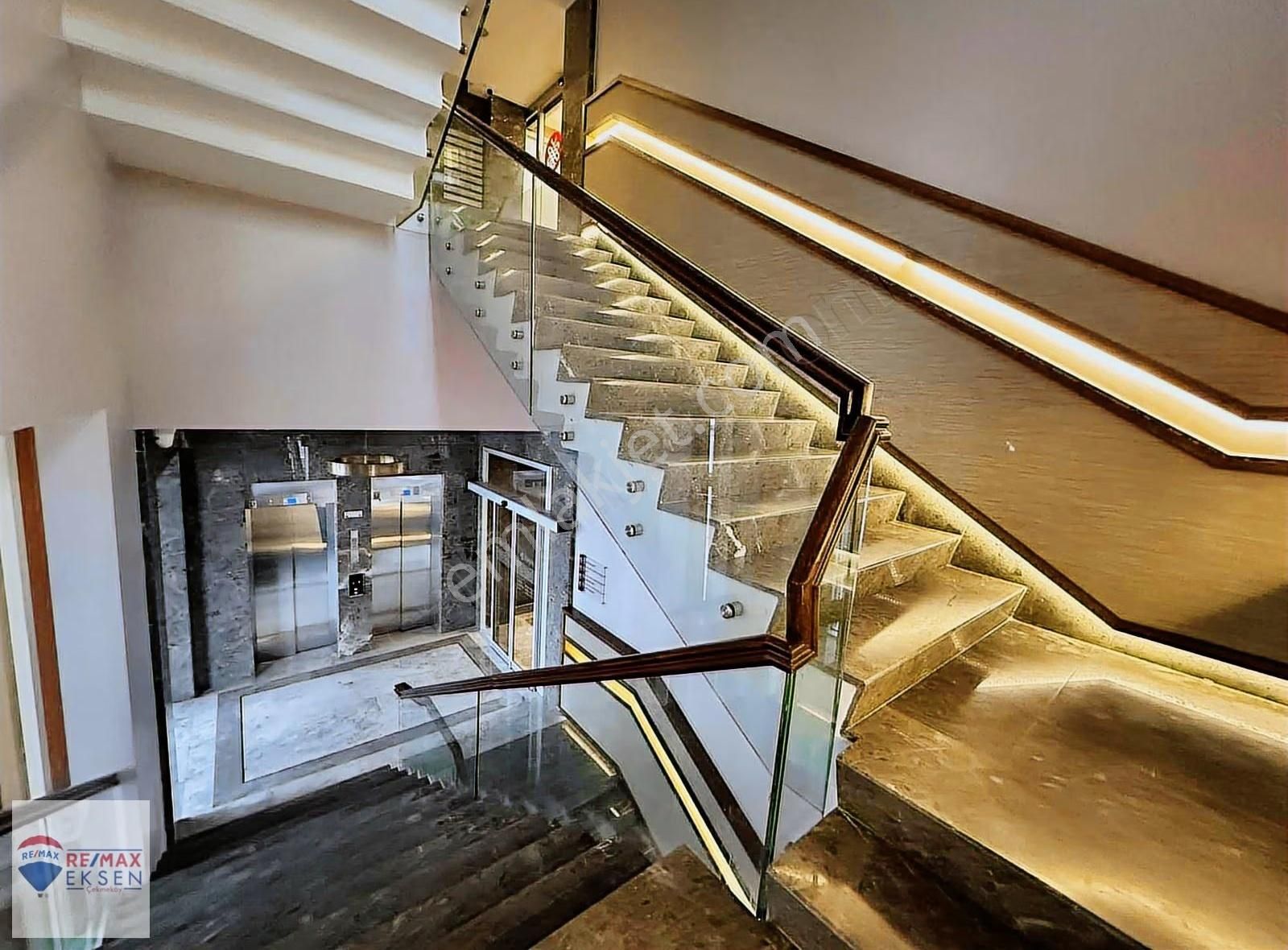 Ataşehir Hastaneler Bölgesinde Kiralık Ofis Katı - Görsel 5