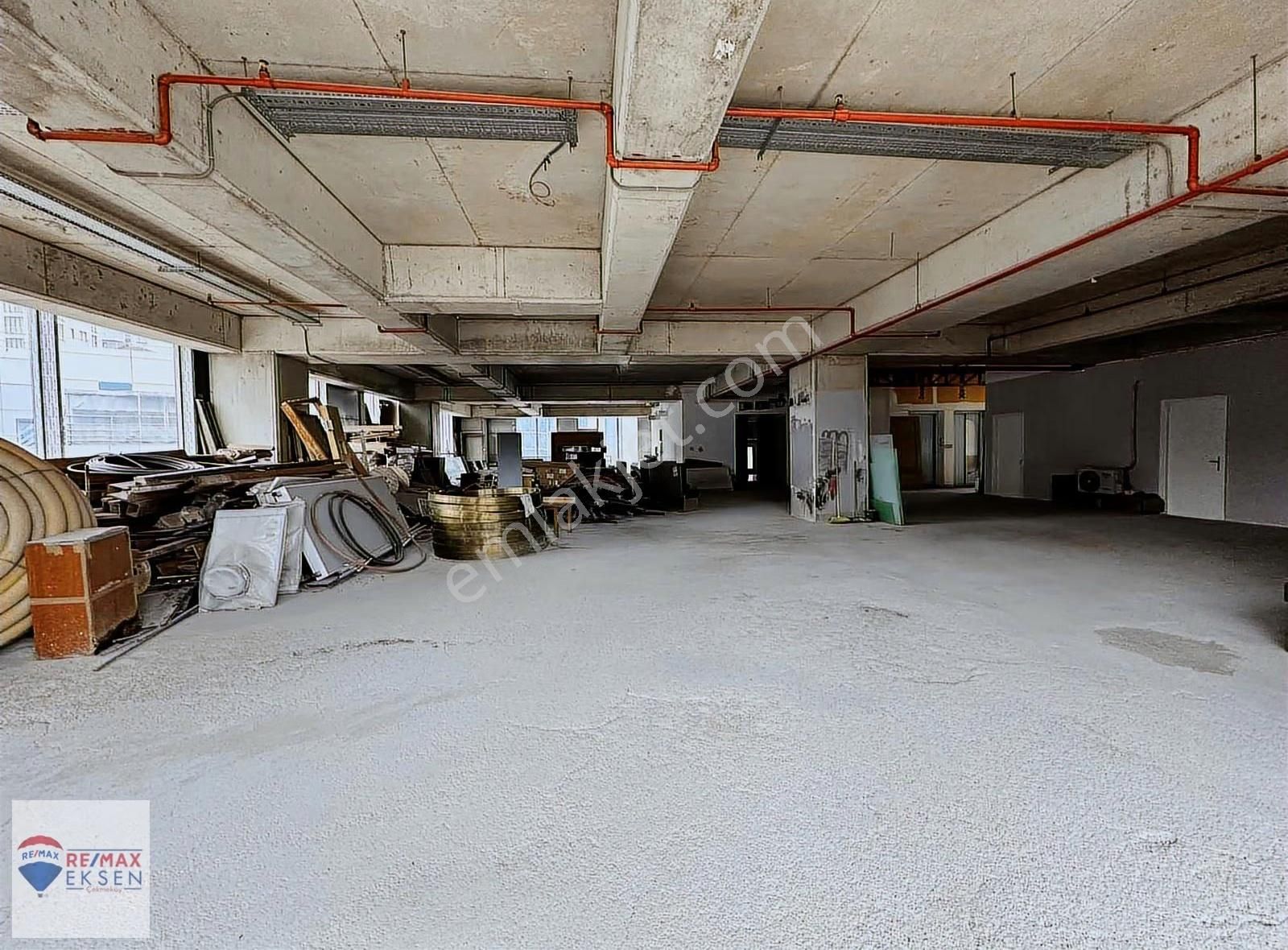 Ataşehir Hastaneler Bölgesinde Kiralık Ofis Katı - Görsel 3