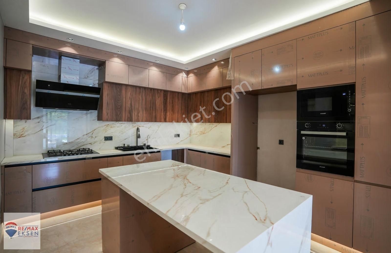 Çekmeköy'de Muhteşem Kiralık Tripleks Villa - Görsel 8