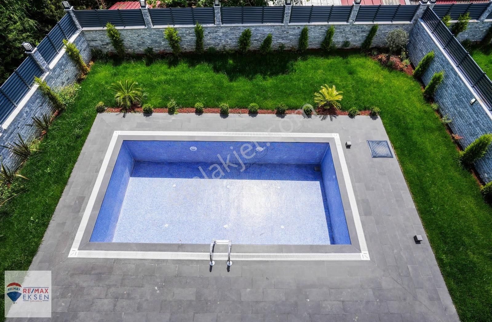 Çekmeköy'de Muhteşem Kiralık Tripleks Villa - Görsel 29