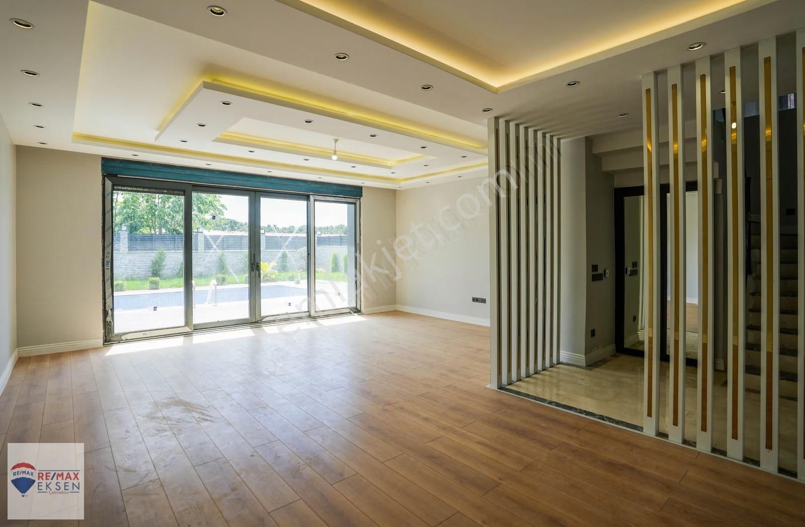 Çekmeköy'de Muhteşem Kiralık Tripleks Villa - Görsel 21