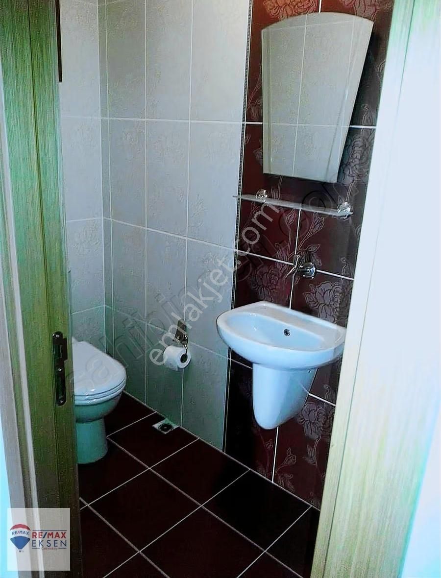 Pendik Yeşil Vadi Evlerinde Ferah Manzaralı Satılık 3+1 Daire - Görsel 3