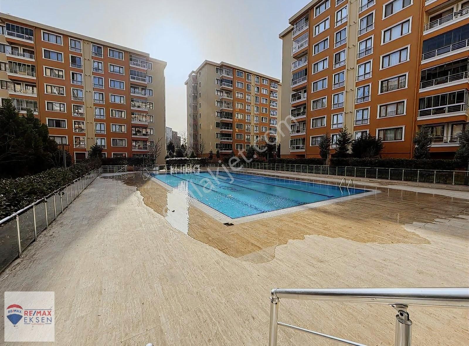 Pendik Yeşil Vadi Evlerinde Ferah Manzaralı Satılık 3+1 Daire - Görsel 12