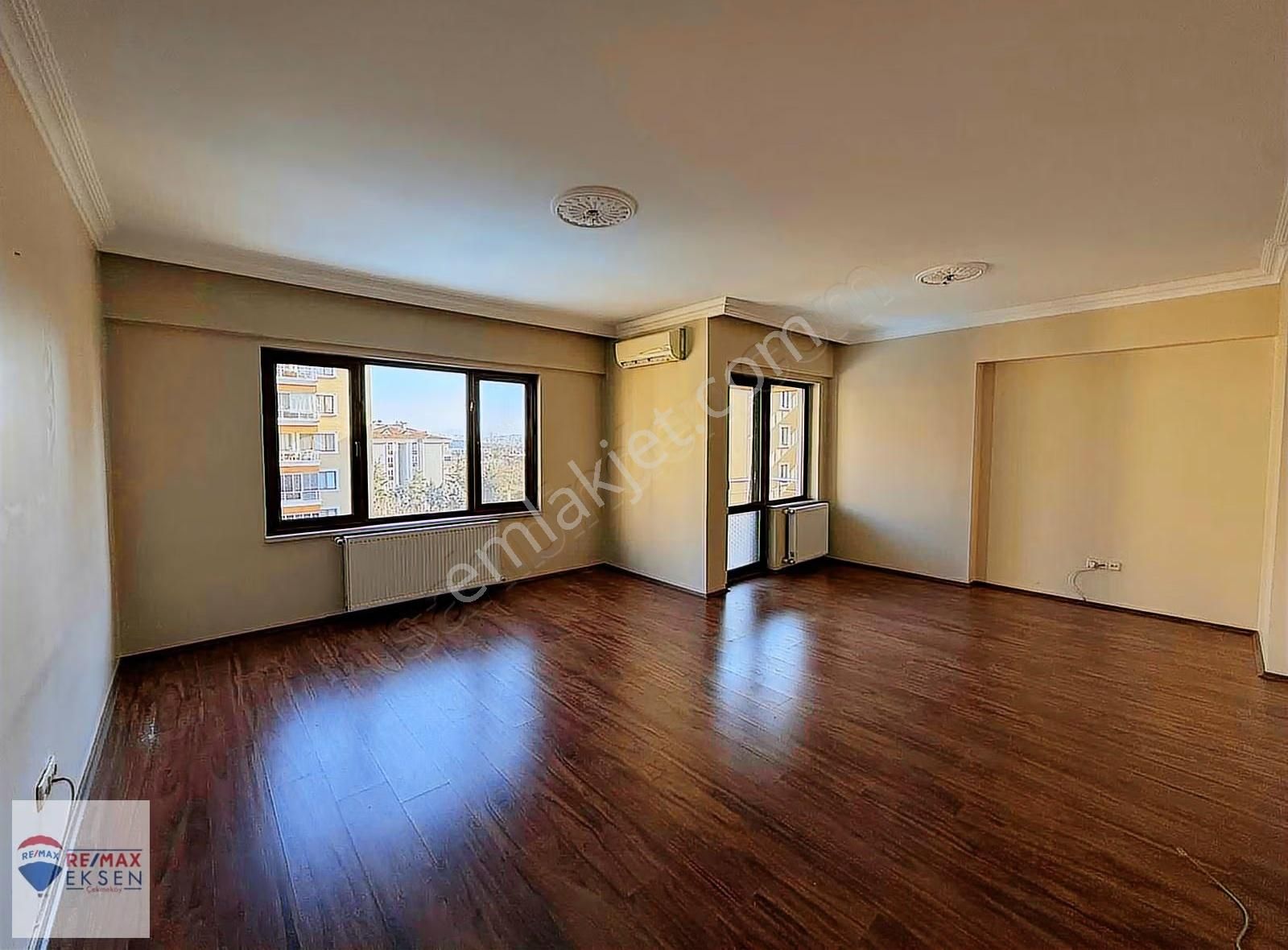 Pendik Yeşil Vadi Evlerinde Ferah Manzaralı Satılık 3+1 Daire - Görsel 18