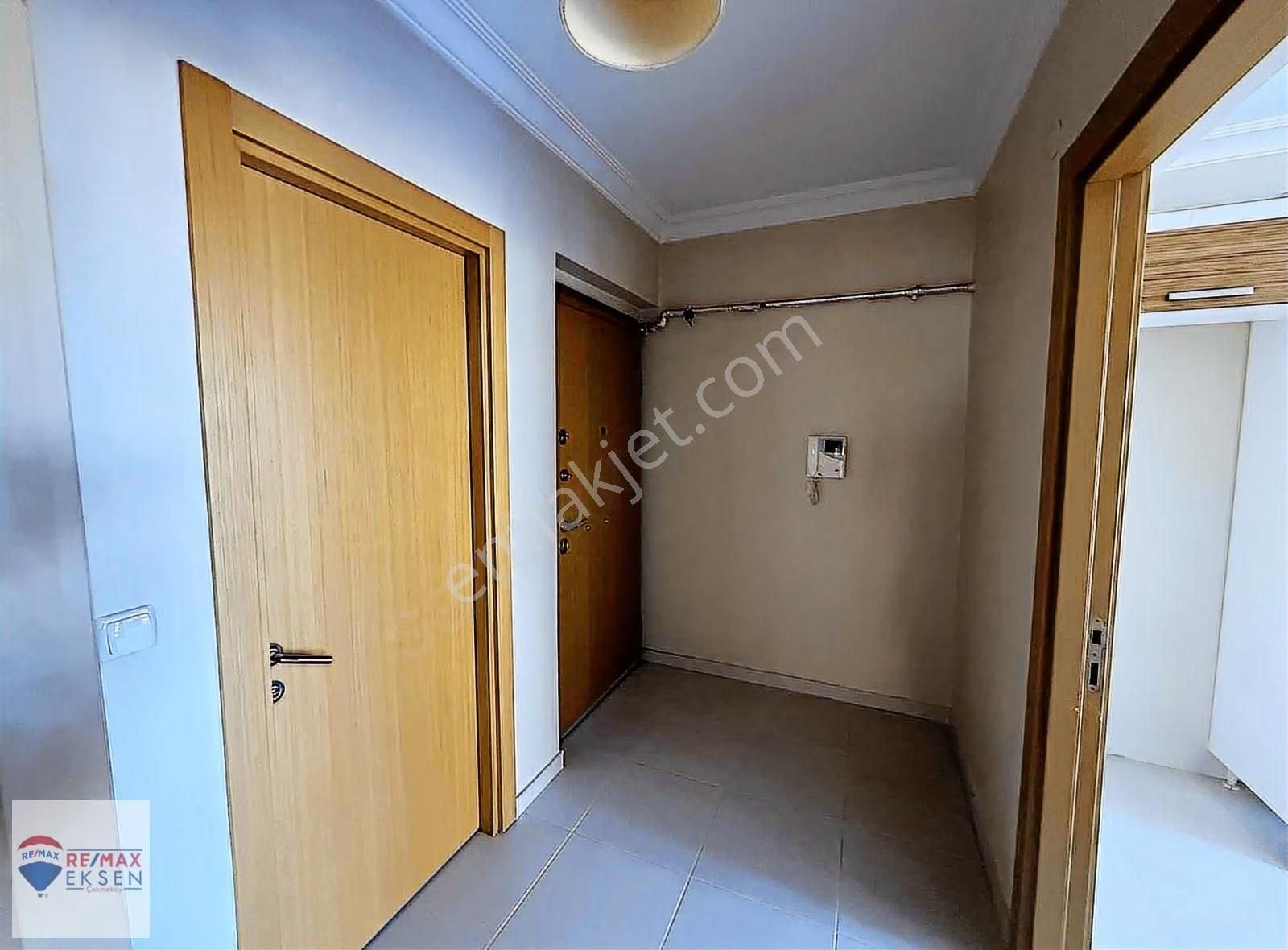 Pendik Yeşil Vadi Evlerinde Ferah Manzaralı Satılık 3+1 Daire - Görsel 8