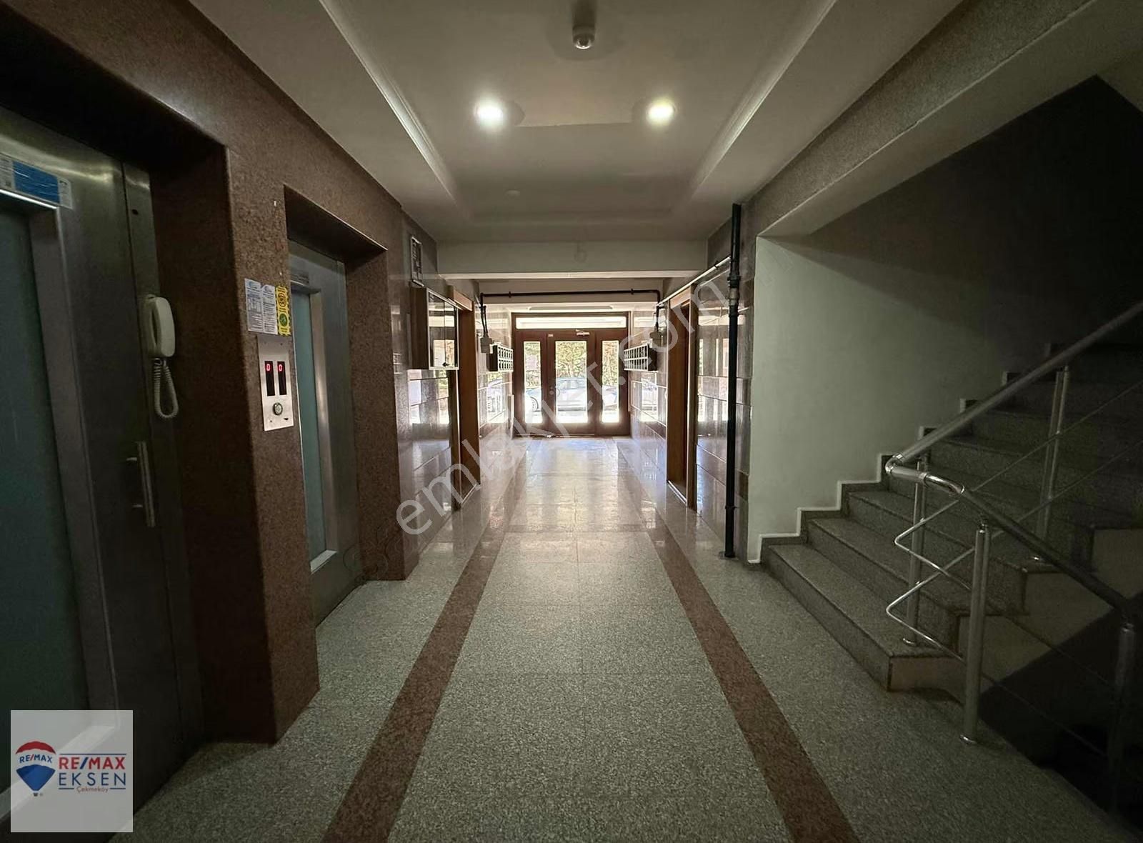 Pendik Yeşil Vadi Evlerinde Ferah Manzaralı Satılık 3+1 Daire - Görsel 26