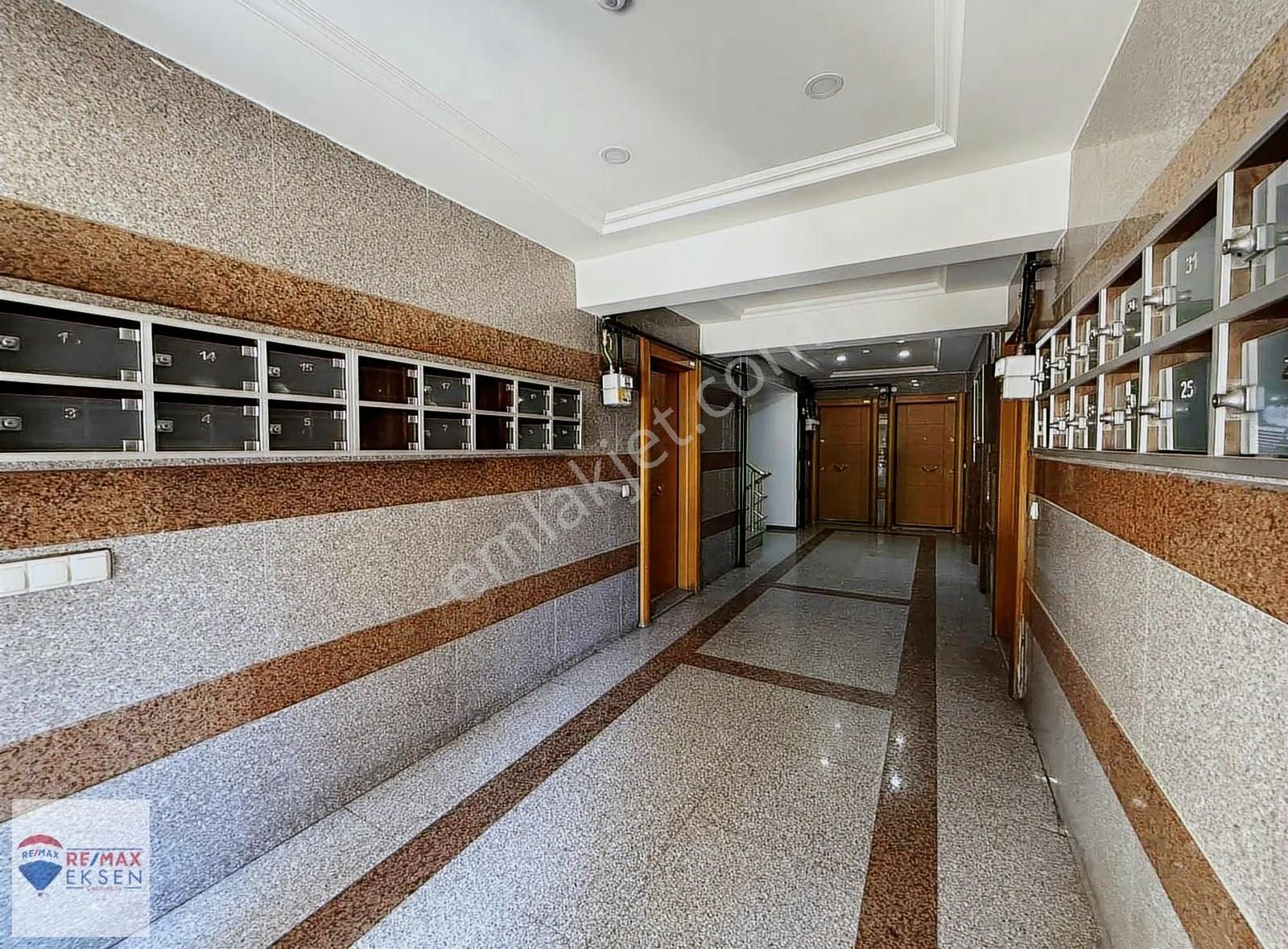 Pendik Yeşil Vadi Evlerinde Ferah Manzaralı Satılık 3+1 Daire - Görsel 11
