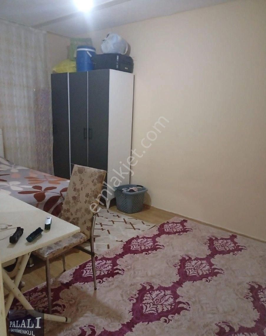 Afetevlerinde 2+1 Geniş Oturumlu Satılık - Görsel 5