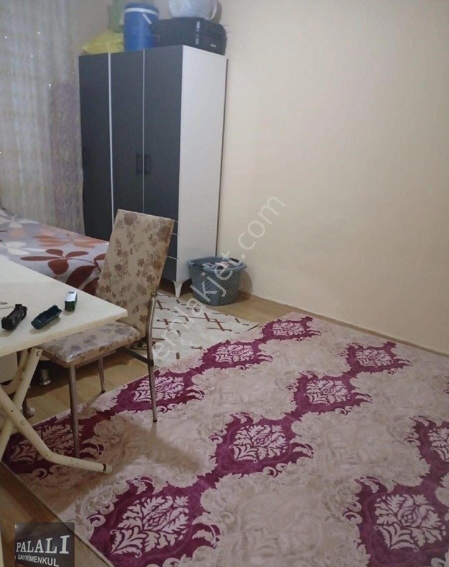 Afetevlerinde 2+1 Geniş Oturumlu Satılık - Görsel 15