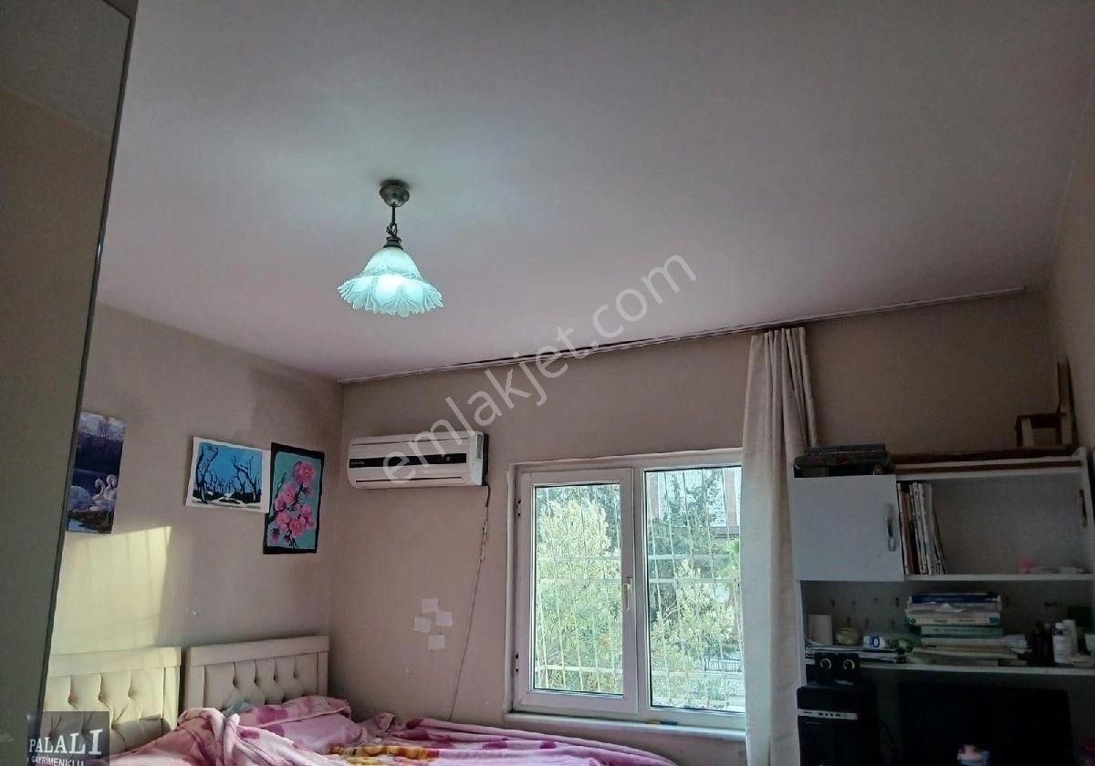 Afetevlerinde 2+1 Geniş Oturumlu Satılık - Görsel 11