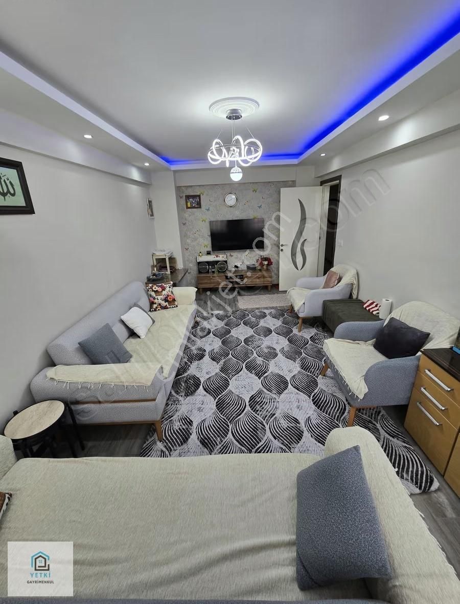 Fatih Mevkinde Müstakil Tadında 2+1 Satılık Fırsatı - Görsel 2