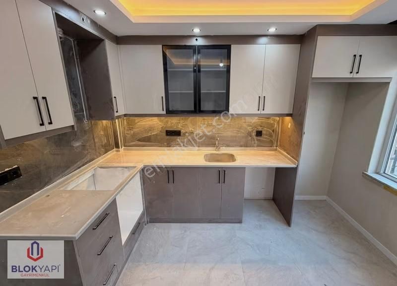 Blokyapıdan Kuşpınarda Satılık İçi Yenilenmiş 2+1 Daire Fırsatı