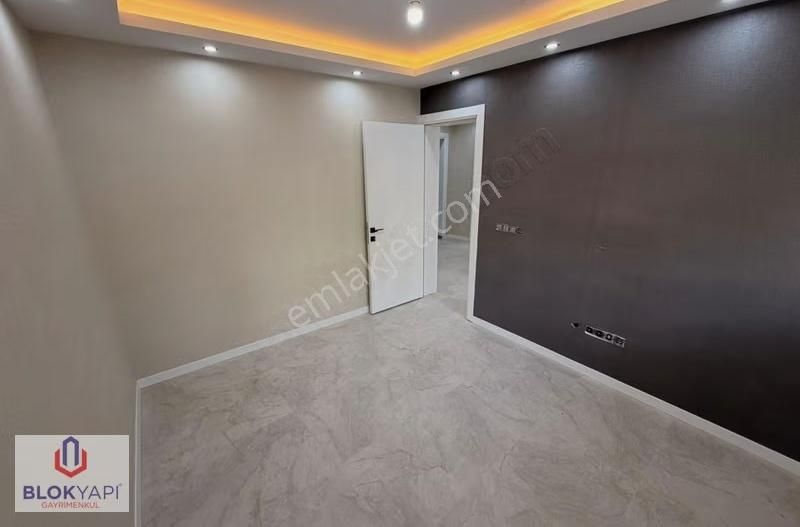 Blokyapıdan Kuşpınarda Satılık İçi Yenilenmiş 2+1 Daire Fırsatı - Görsel 5