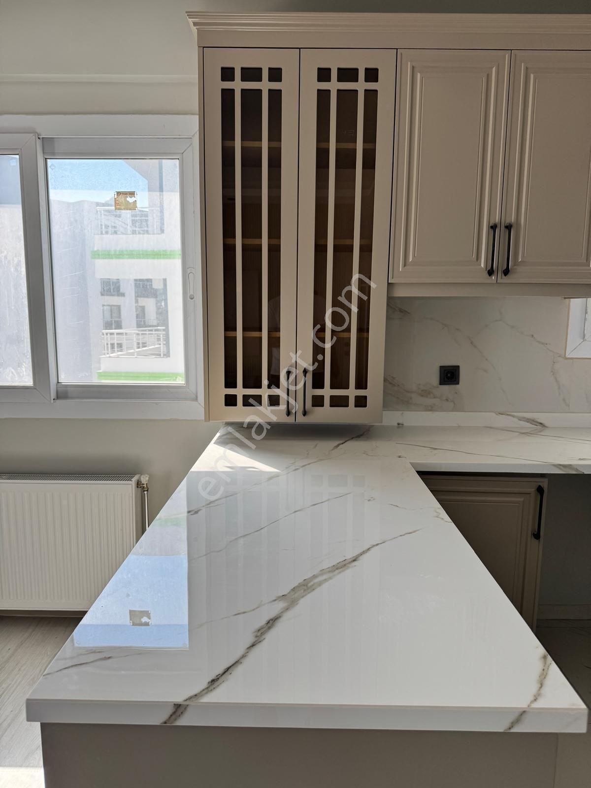 Taşucu'nda Satılık 2+1 Sıfır Lüks Daire - Deniz Manzaralı - Görsel 3