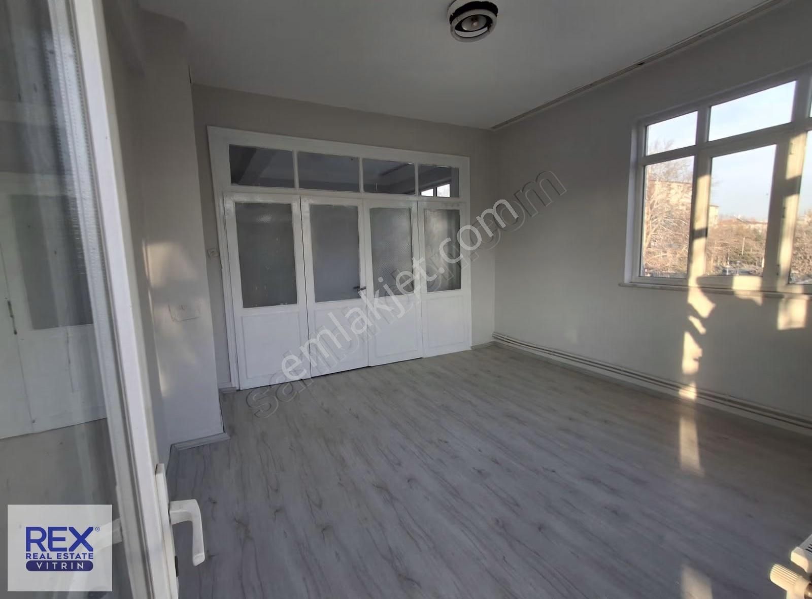 Köşe Başı Süper Yatırım Fırsatı