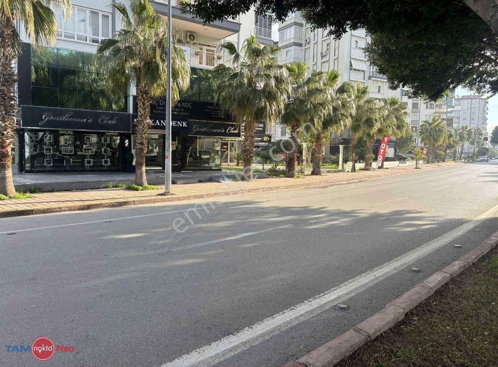 Fener Cadde Üzerinde Satılık Dükkan - Görsel 2