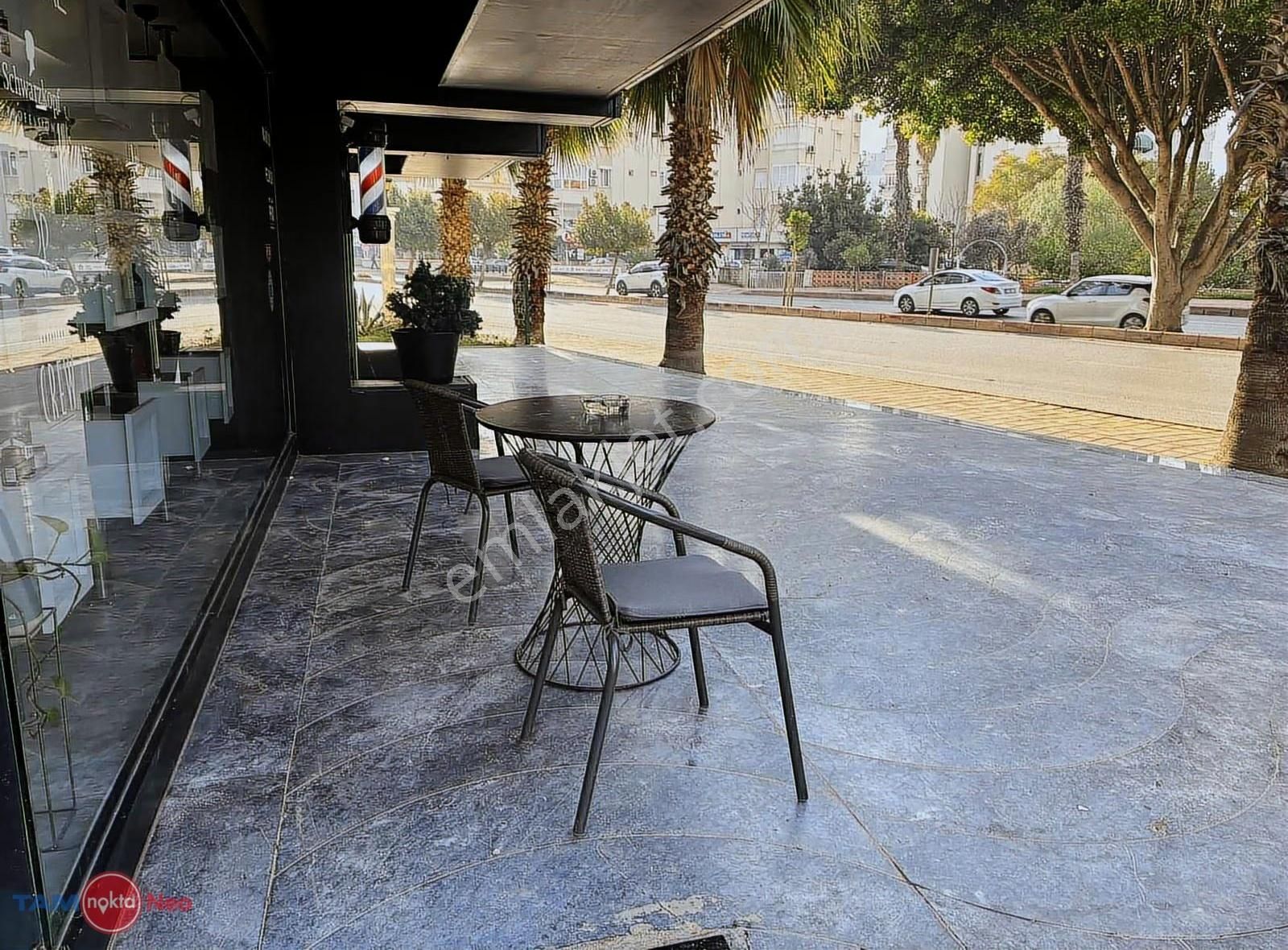 Fener Cadde Üzerinde Satılık Dükkan