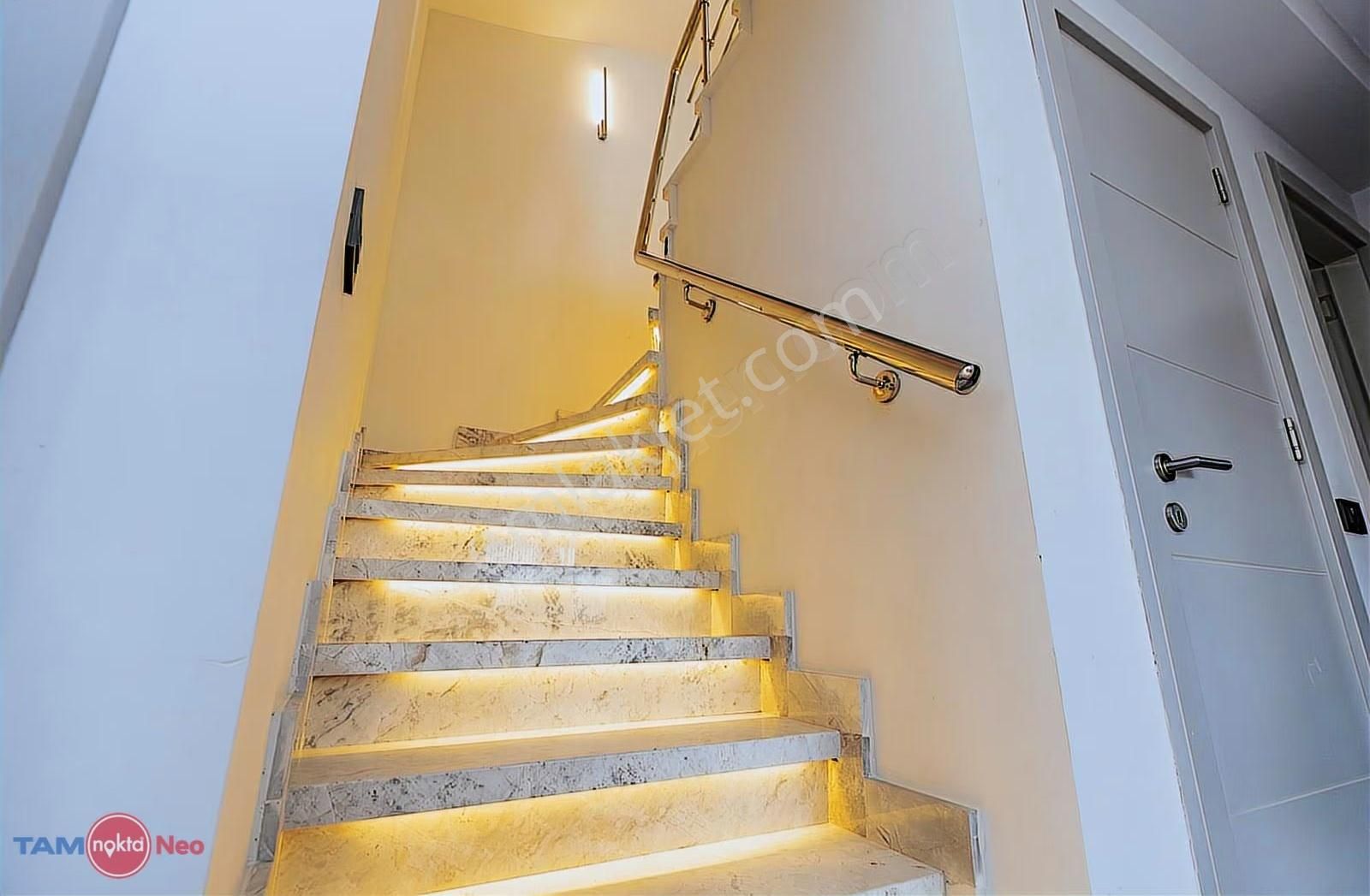 Antalya Kadriye'de Akıllı Ev Sistemli 240 M2 4+1 Lüks Villa - Görsel 12