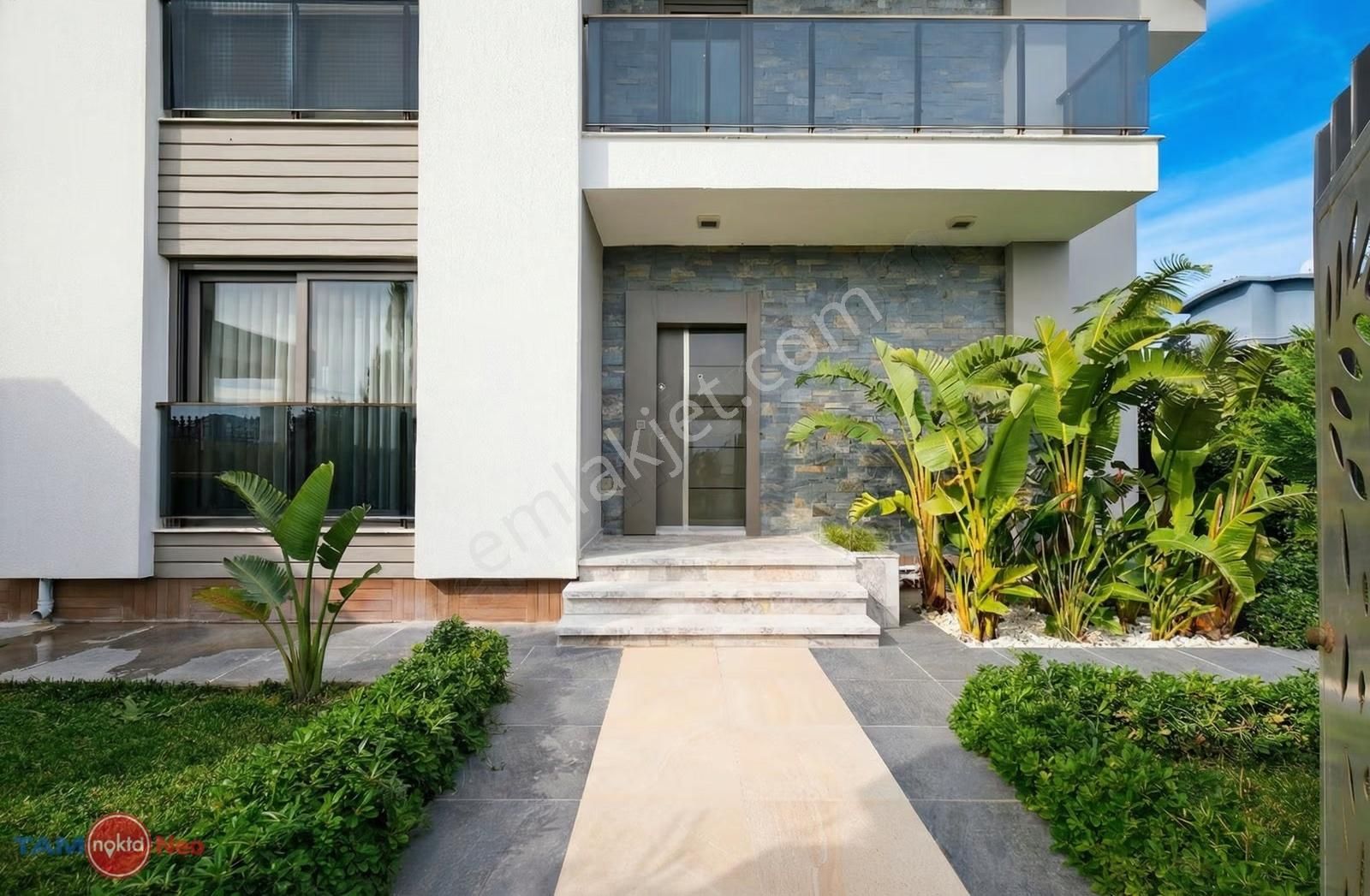 Antalya Kadriye'de Akıllı Ev Sistemli 240 M2 4+1 Lüks Villa - Görsel 5