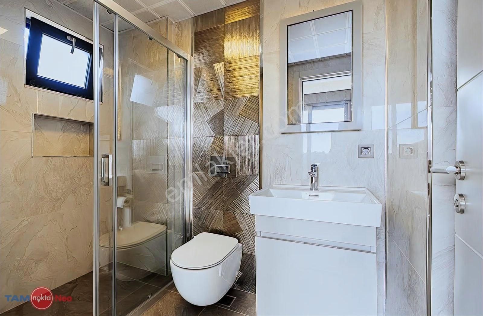 Antalya Kadriye'de Akıllı Ev Sistemli 240 M2 4+1 Lüks Villa - Görsel 3