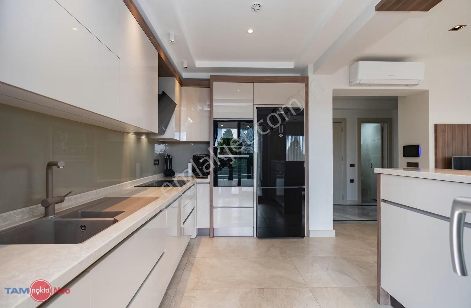 Antalya Kadriye'de Akıllı Ev Sistemli 240 M2 4+1 Lüks Villa - Görsel 2