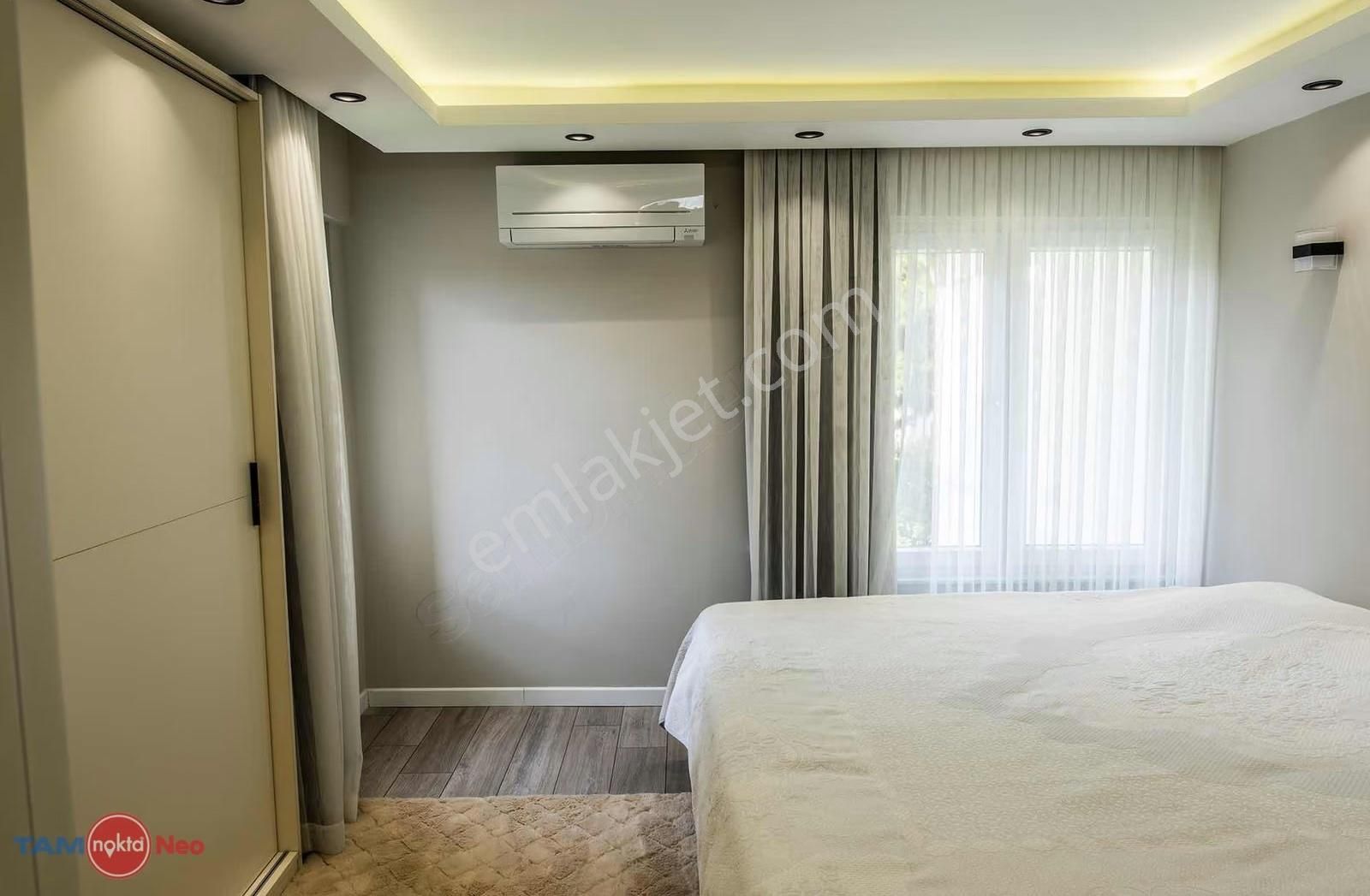 Lara Örnekköy Sitesinde Satılık Tripleks Villa - Görsel 2