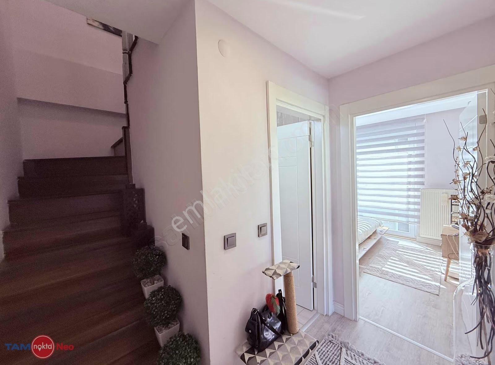 Güzeloba'da Havuzlu Site İçinde Full Yapılı 3+1 Dubleks - Görsel 24