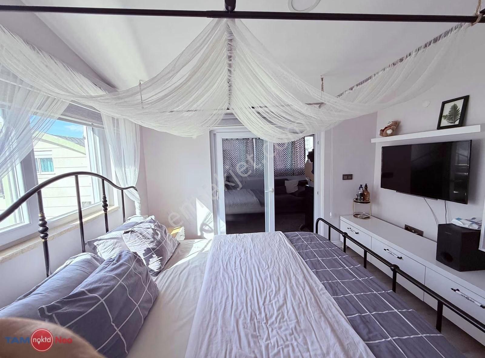 Güzeloba'da Havuzlu Site İçinde Full Yapılı 3+1 Dubleks - Görsel 25