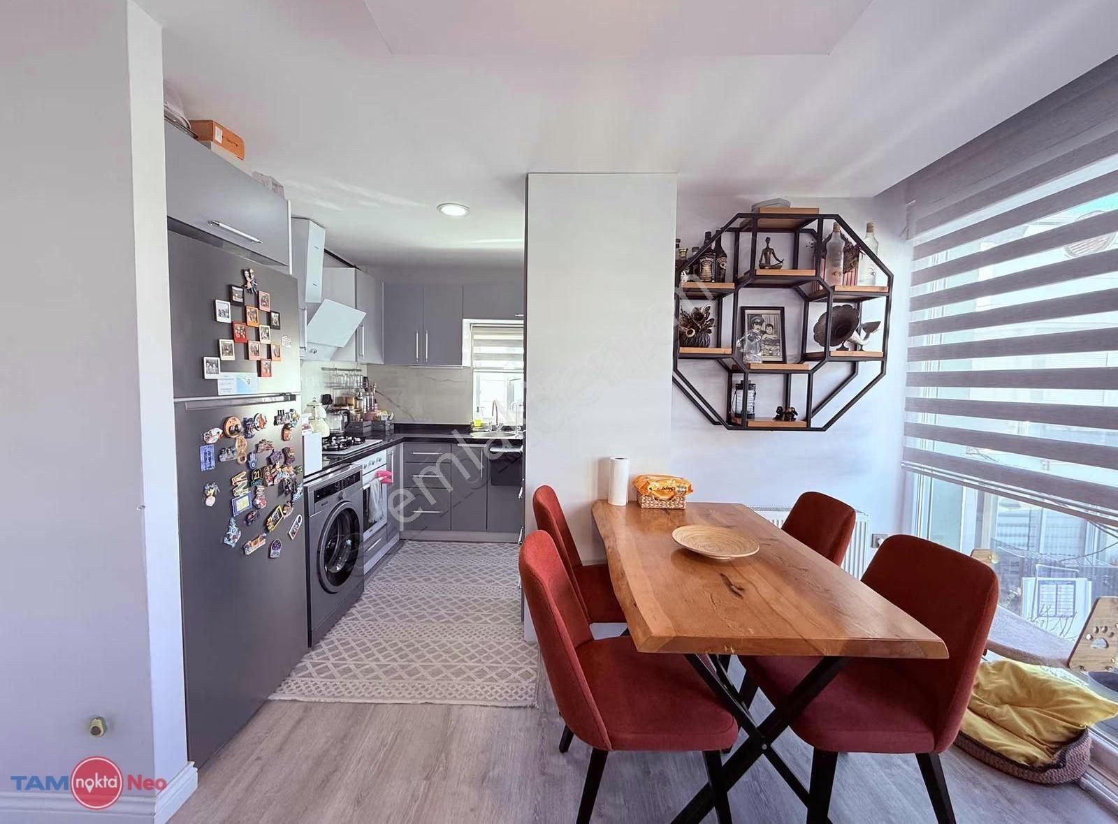 Güzeloba'da Havuzlu Site İçinde Full Yapılı 3+1 Dubleks - Görsel 17