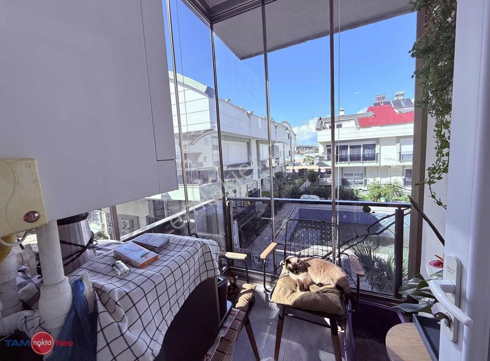 Güzeloba'da Havuzlu Site İçinde Full Yapılı 3+1 Dubleks - Görsel 23