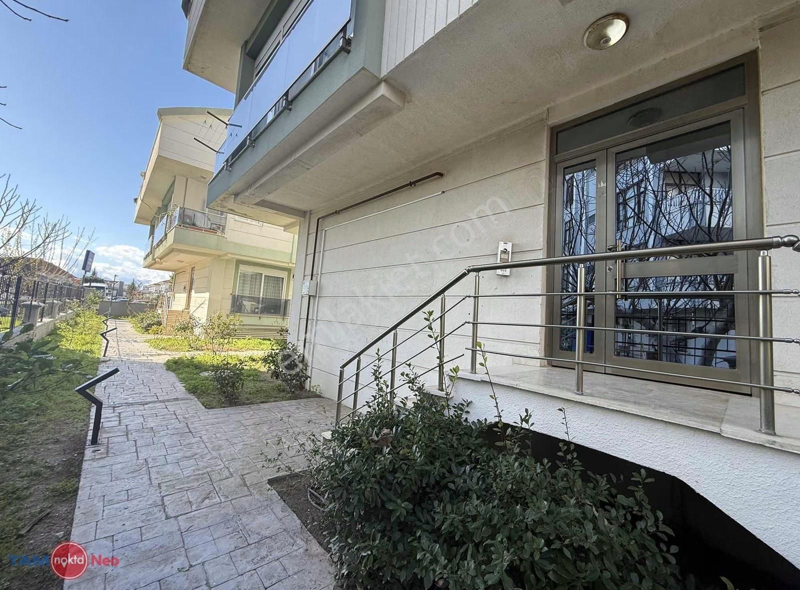 Güzeloba'da Havuzlu Site İçinde Full Yapılı 3+1 Dubleks - Görsel 20