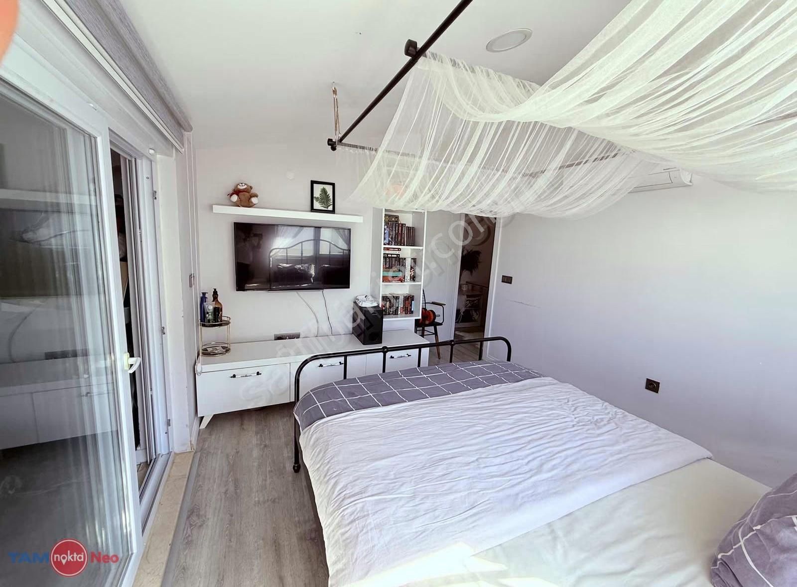 Güzeloba'da Havuzlu Site İçinde Full Yapılı 3+1 Dubleks - Görsel 26