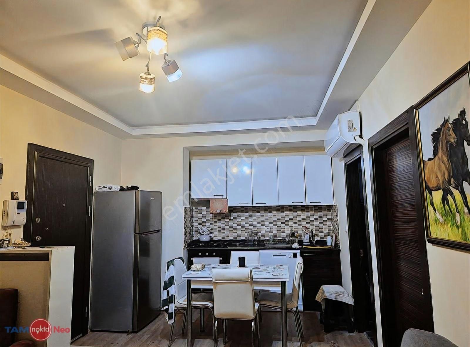 Meydankavağında Havuzlu Sitede Full Eşyalı 1+1 Kiralık - Görsel 3