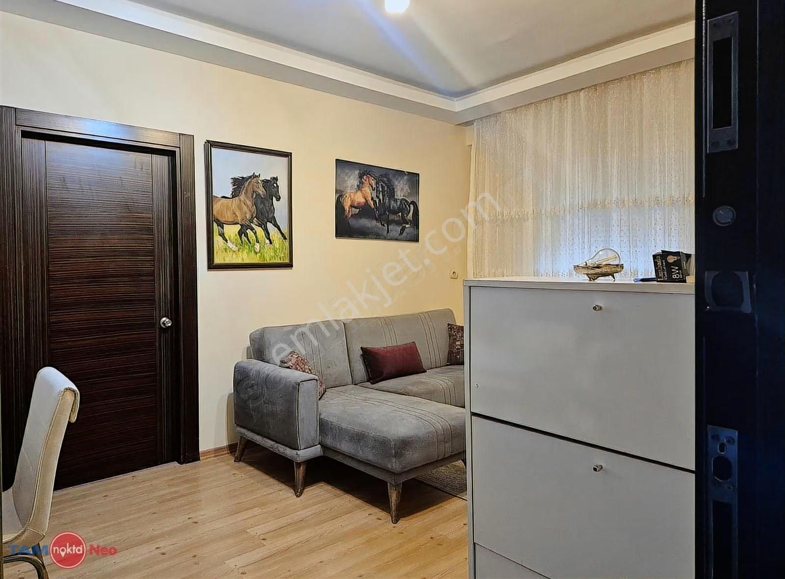 Meydankavağında Havuzlu Sitede Full Eşyalı 1+1 Kiralık - Görsel 14
