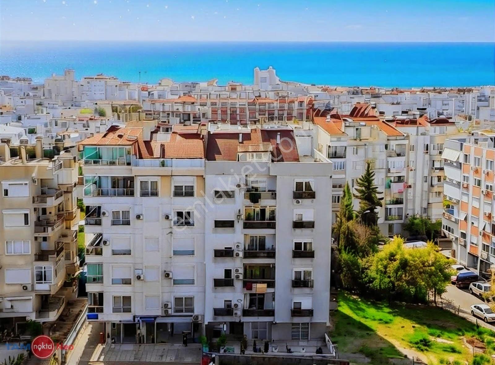 Acil!geniş 3+1, Denize, Işıklara 1 Km, Doğalgazlı, Yeni Bina