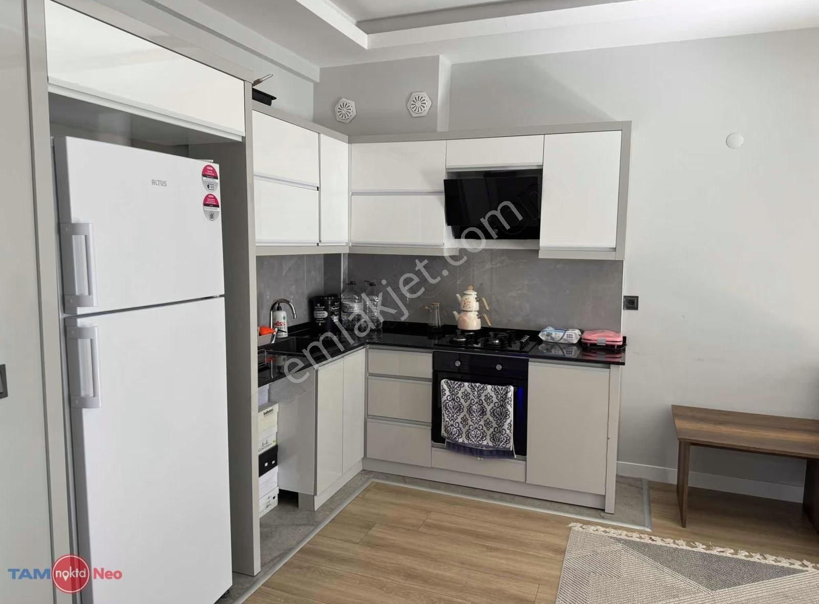 Merkezi Konumda Bahçe Kullanımlı Yüksek Giriş 1+1 Satılık Daire - Görsel 9