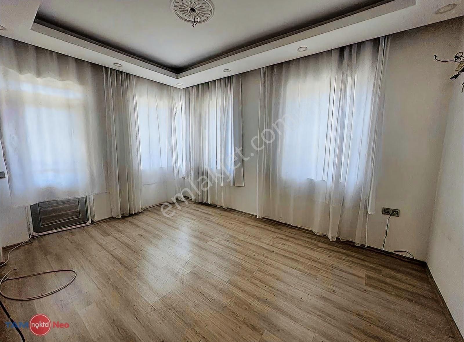 Bircan Karakurt'tan Kızıltoprak'ta Satılık Daire - Görsel 4