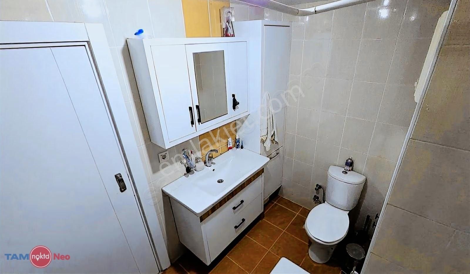 Kızılarık'ta 2+1 Ayrı Mutfaklı Doğalgazlı Cadde Yanı - Görsel 3