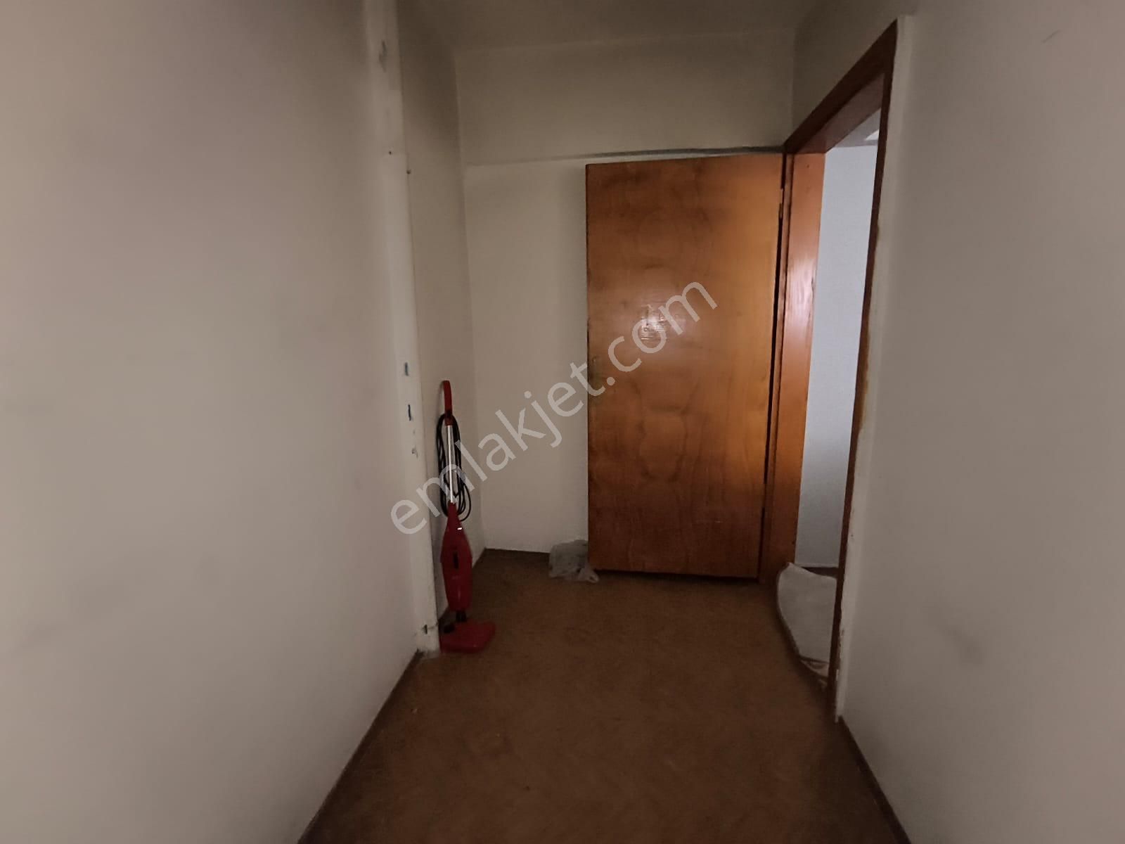 Yılmaz Gayrimenkulden Eşyalı Kiralık 3+1 Ön Cephe Masrafsız Hazır Kurulu Düzen - Görsel 29