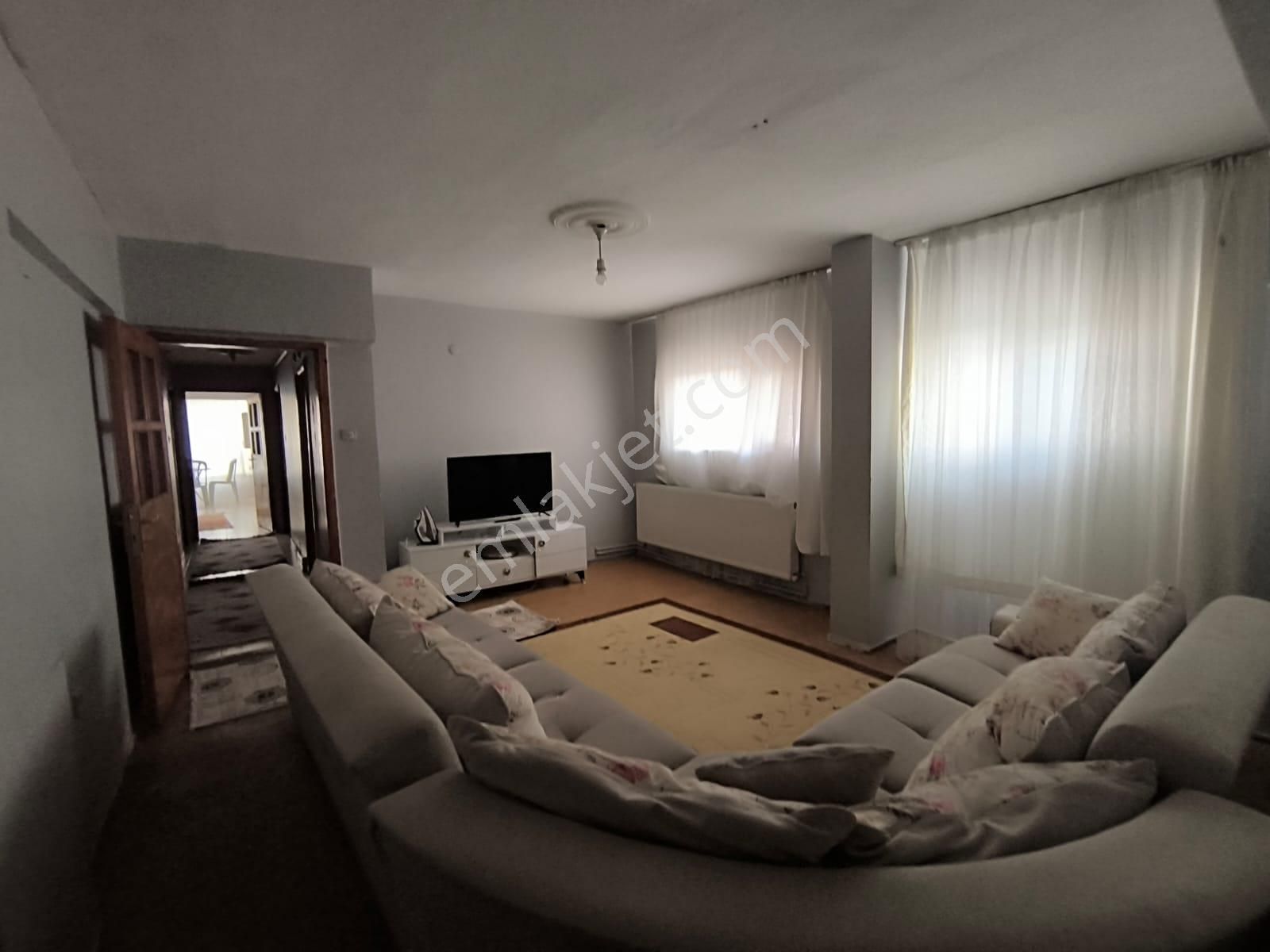 Yılmaz Gayrimenkulden Eşyalı Kiralık 3+1 Ön Cephe Masrafsız Hazır Kurulu Düzen - Görsel 35