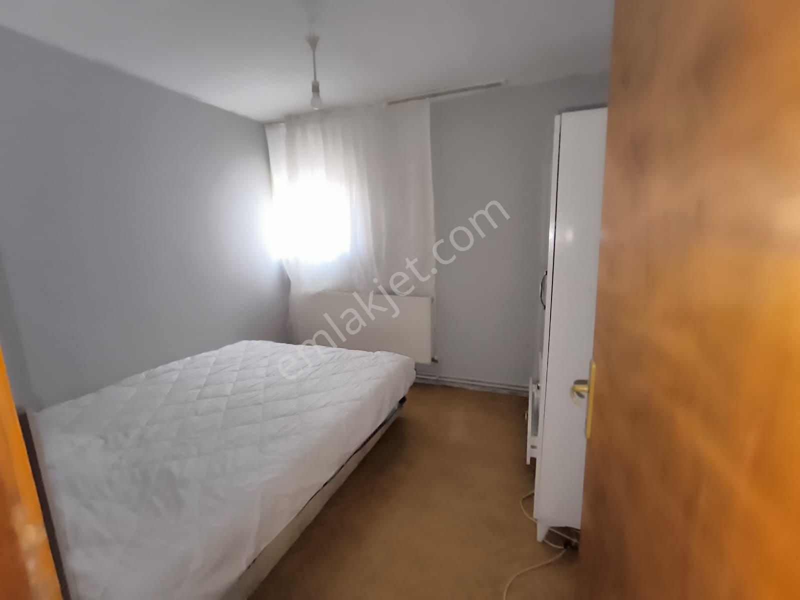 Yılmaz Gayrimenkulden Eşyalı Kiralık 3+1 Ön Cephe Masrafsız Hazır Kurulu Düzen - Görsel 5