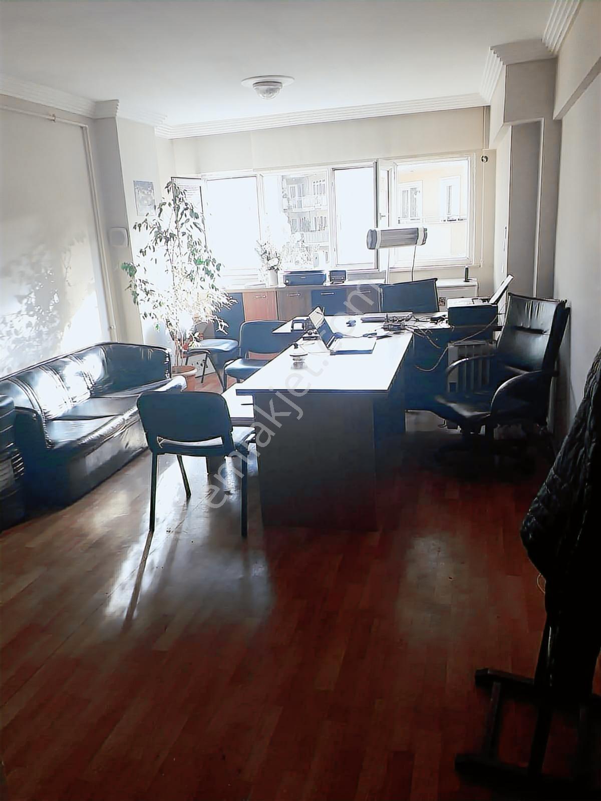 Gazcılar Caddesi Girişinde Kelepir Kiracılı Ful Eşyalı Ofis - Görsel 12