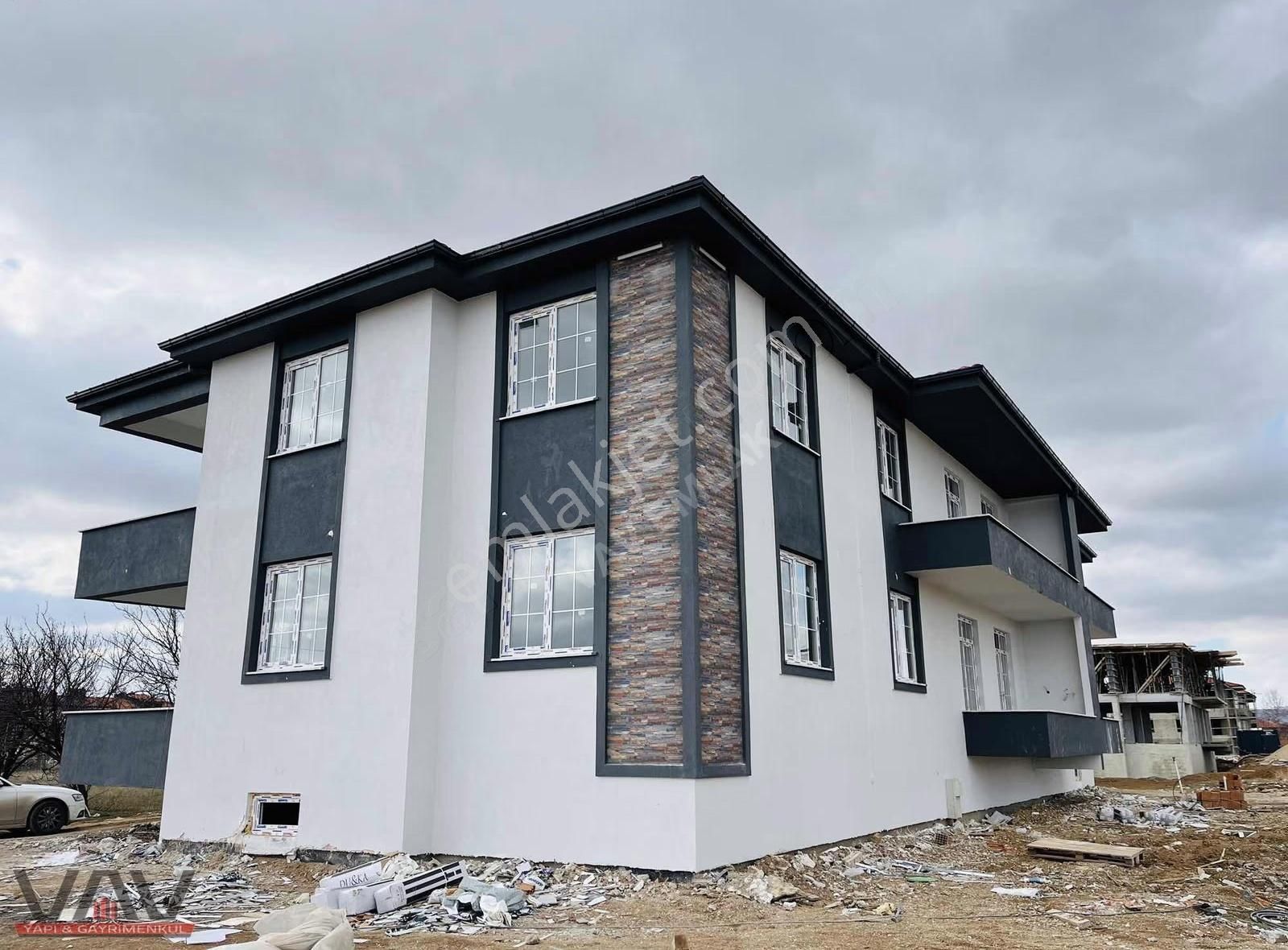 Meram Yaylapınar Kaş Caddesinde 1 Aya Teslim Satılık 3+1 Daire!