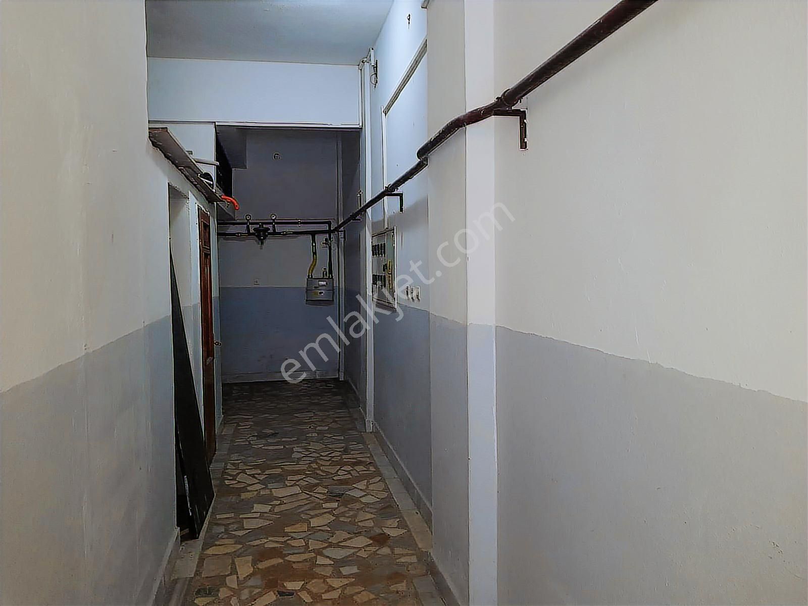 Peys'den Üçevler'de Kargaşadan Uzak Aile Apartmanı İçerisinde3+1 - Görsel 14
