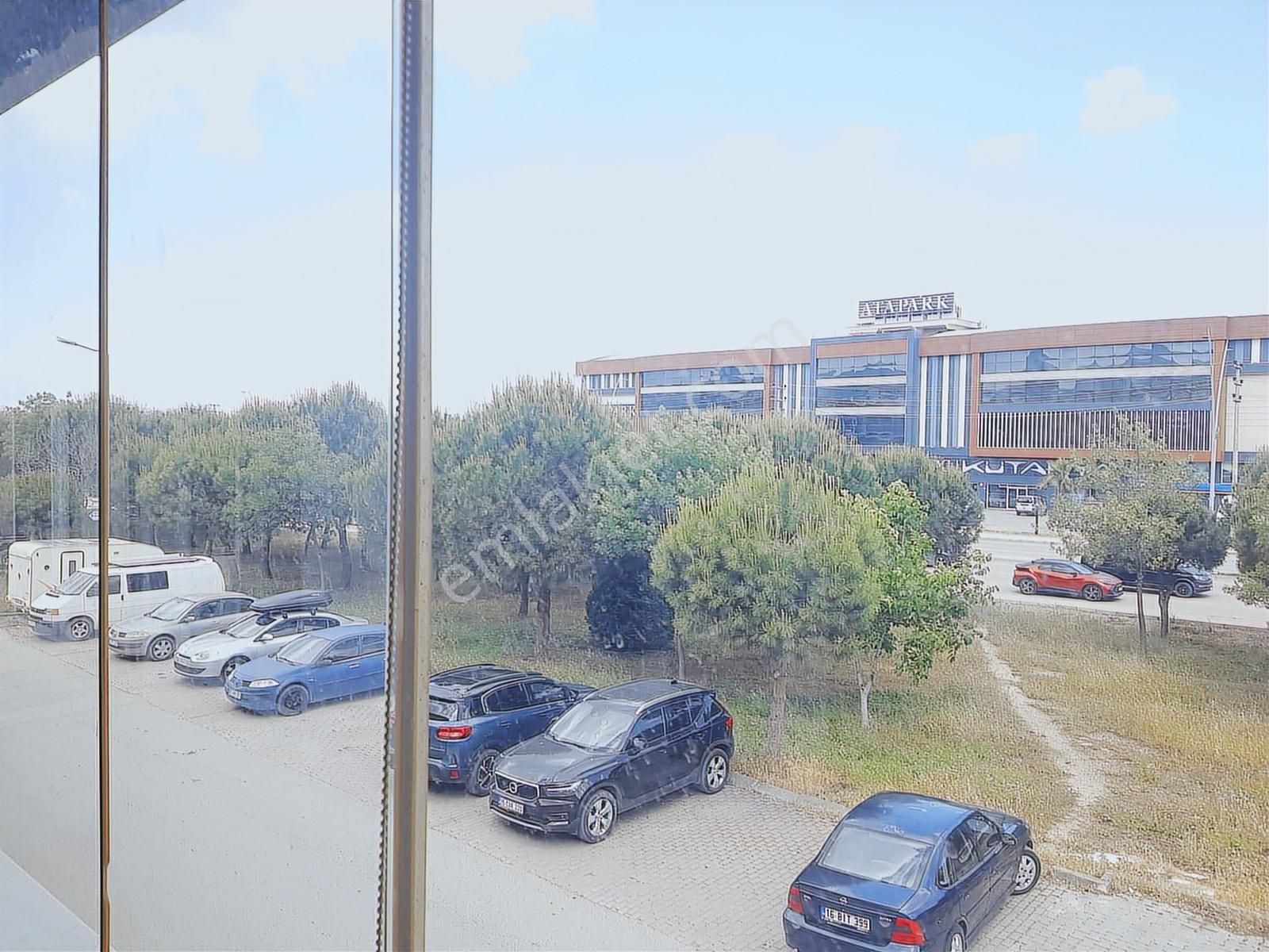 Peys'den Üçevler'de Kargaşadan Uzak Aile Apartmanı İçerisinde3+1 - Görsel 24