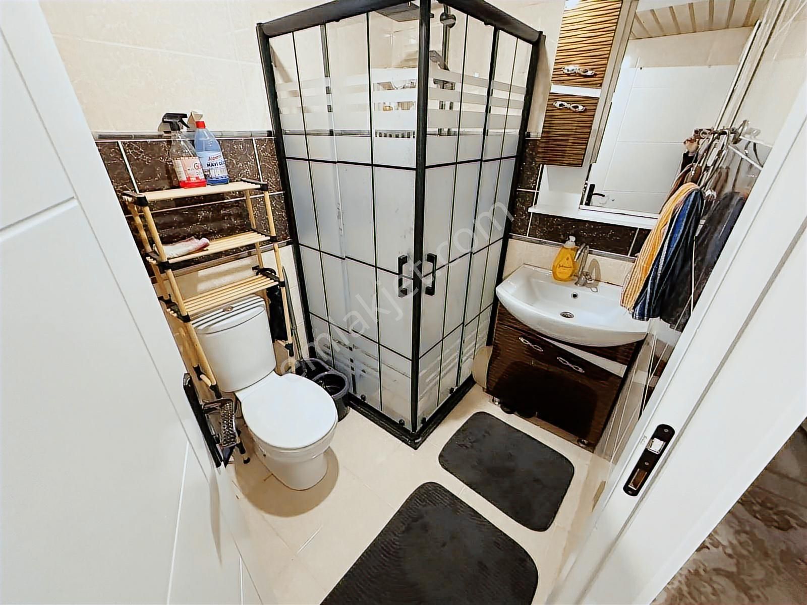 Çambaşı Caddesi Paraleli Full Yapılı Asansörlü 4+1 Daire - Görsel 31