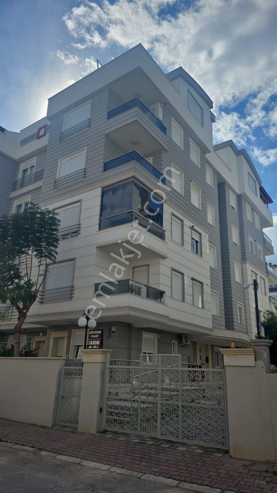 Konyaaltı Liman Mah Satılık 2+1 Ayrı Mutfak. - Görsel 14