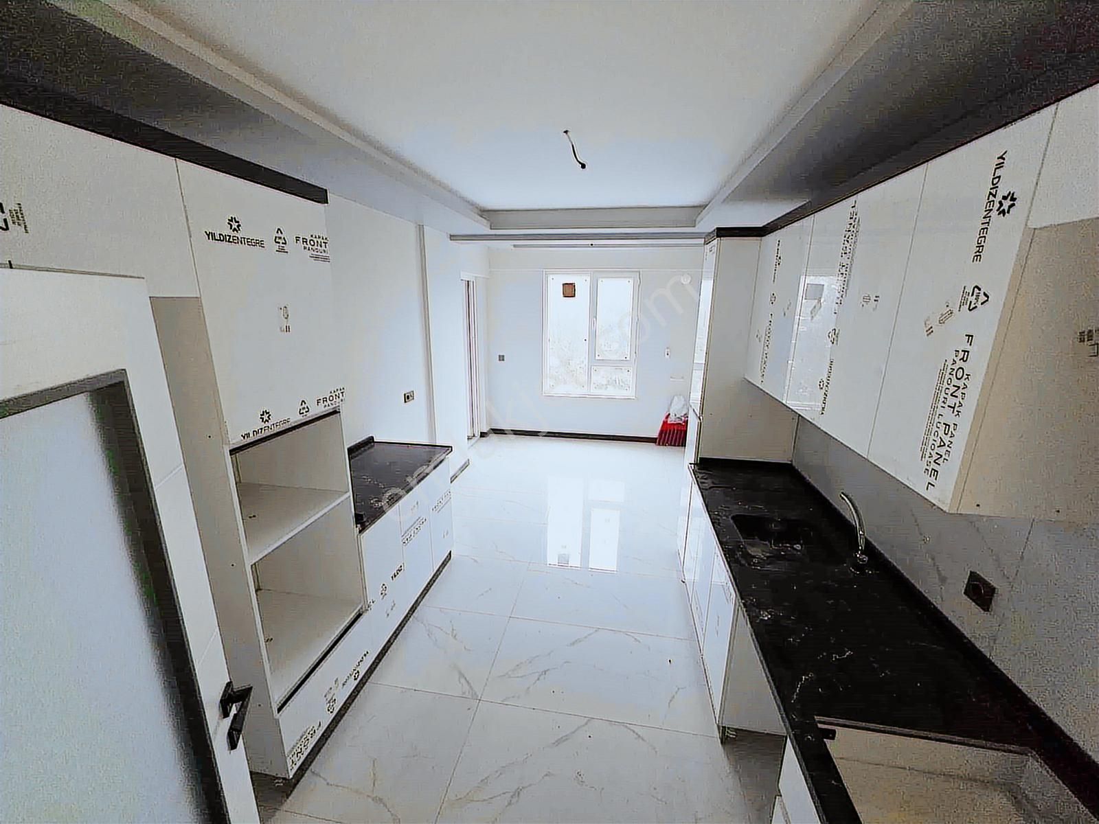 Bağlum Hisar'da Park Manzaralı Katta Asansörlü Sıfır 3+1 Daire - Görsel 2